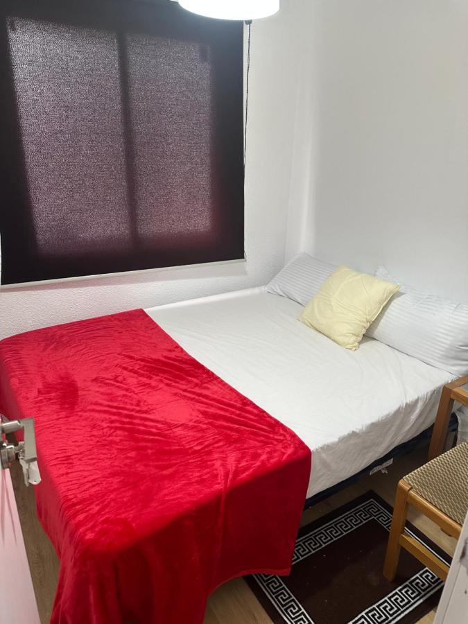 El Gengo Hostel Madrid Eksteriør bilde